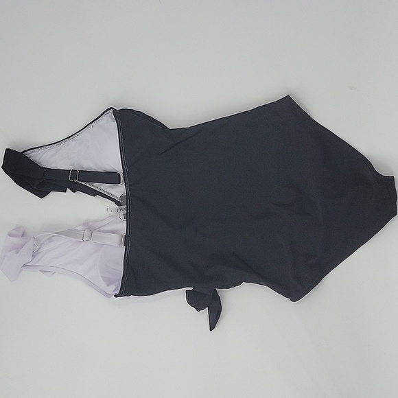 Black and White Ruffled One-Piece Swimsuit With Tummy Control NWT - Picture 9 of 16
